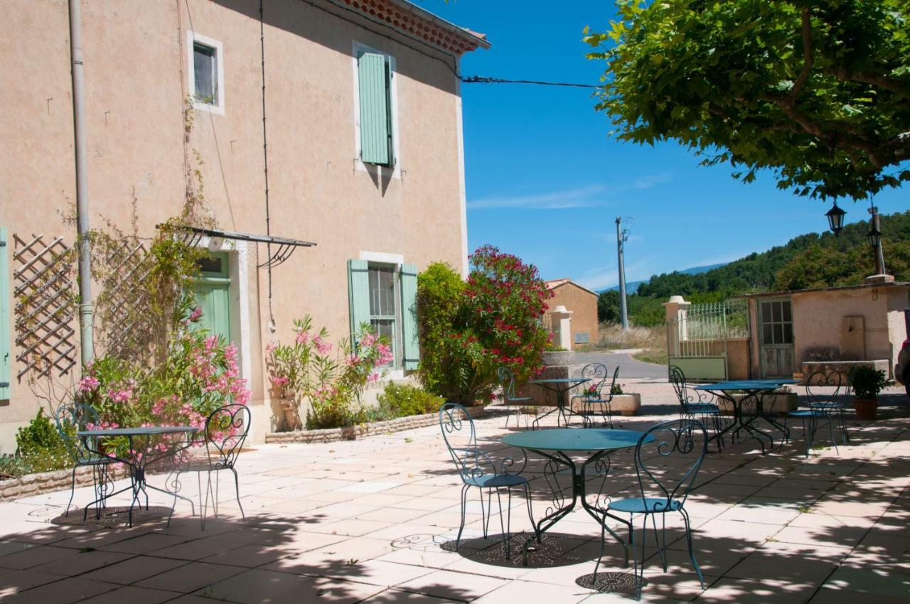 Mas La Cigaliere Bed and Breakfast Venasque Εξωτερικό φωτογραφία