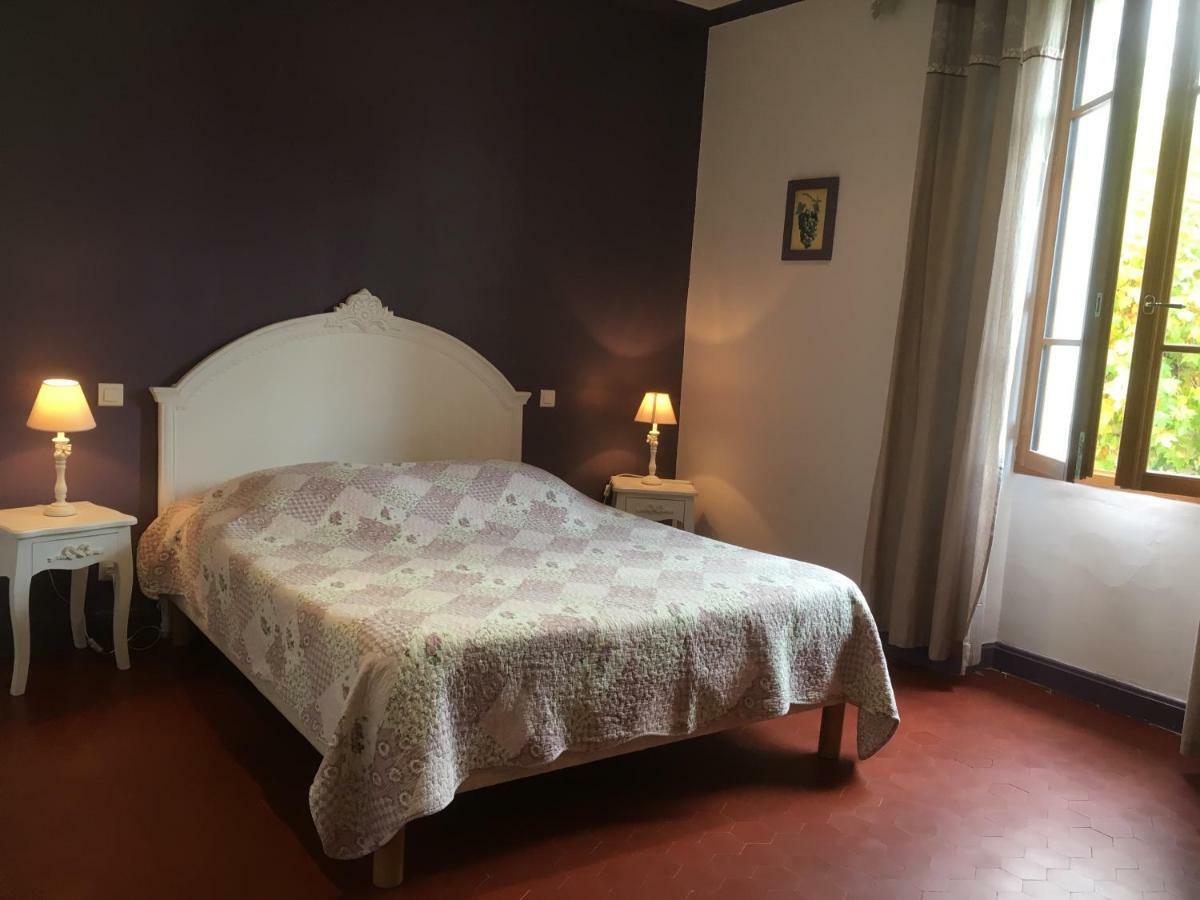 Mas La Cigaliere Bed and Breakfast Venasque Εξωτερικό φωτογραφία