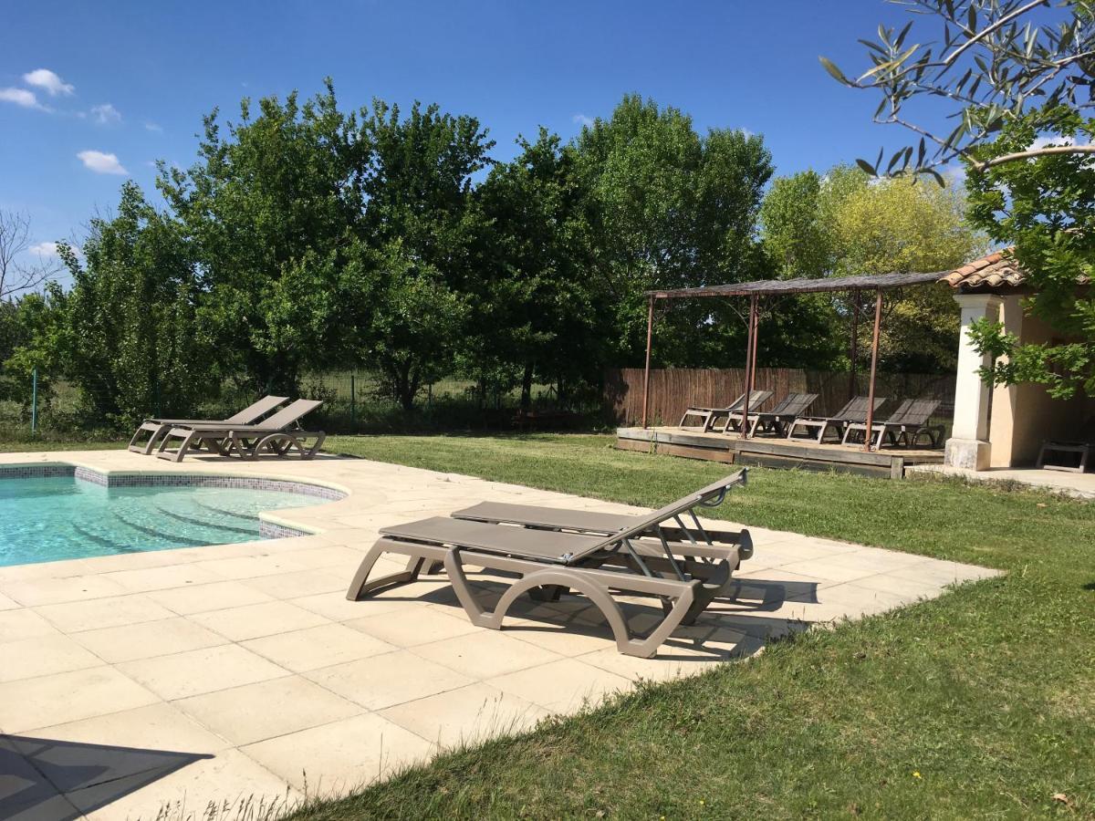Mas La Cigaliere Bed and Breakfast Venasque Εξωτερικό φωτογραφία
