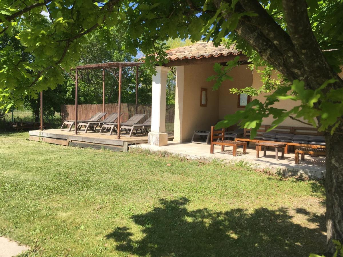 Mas La Cigaliere Bed and Breakfast Venasque Εξωτερικό φωτογραφία